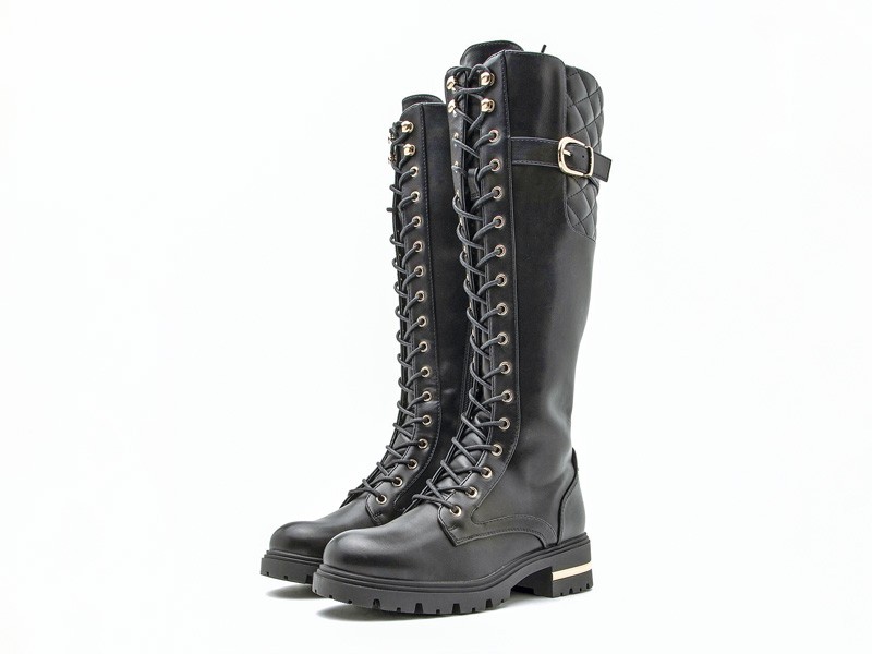 Laced boots with high lacing and utility profiles