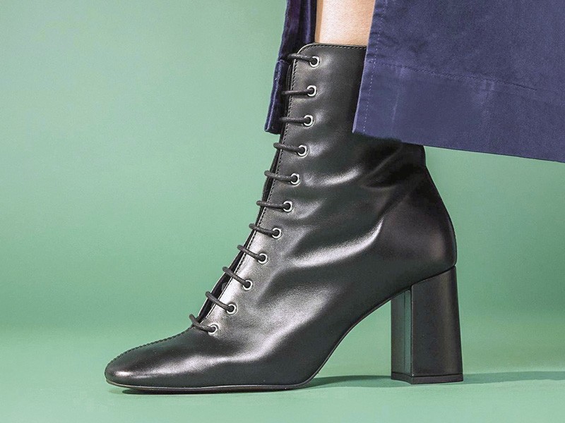 BOTAS BOTINETAS ACORDONADOS MUJER TENDENCIAS OTOÑO INVIENRO 2026 SERMA 1565456900078_md1.jpg Lace-up dress booties