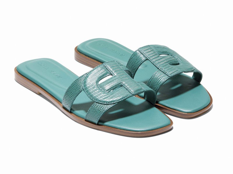 Flat Slides / Sandals