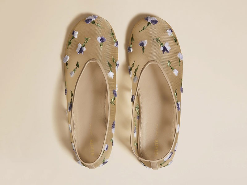 Transparent fabrics: Freshness and suggestiveness for summer footwear