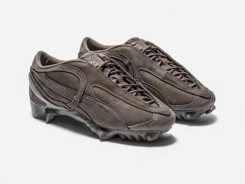 SNEAKERS CHUNKY HOMBRE TENDENCIA CALZADO TEMPORADA OTOÑO INVIERNO 2027 SERMA 159 https___s3.store.hypebeast.com_media_image_9d_f0_6682ca292d3c459ac4ec4f86e2ab.jpg Las sneakers chunky masculinas suman volumen y color