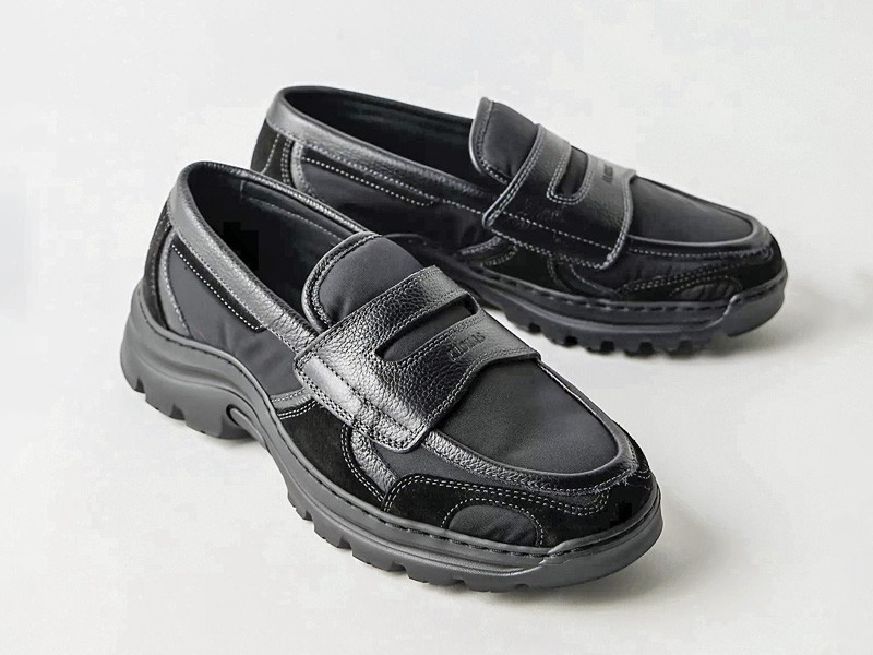 MOCASINES HIBRIDOS TENDENCIA CALZADO TEMPORADA OTOÑO INVIERNO 2027 SERMA 159 oficina-descarga-(13).jpg Los mocasines híbridos combinan códigos clásicos y sport