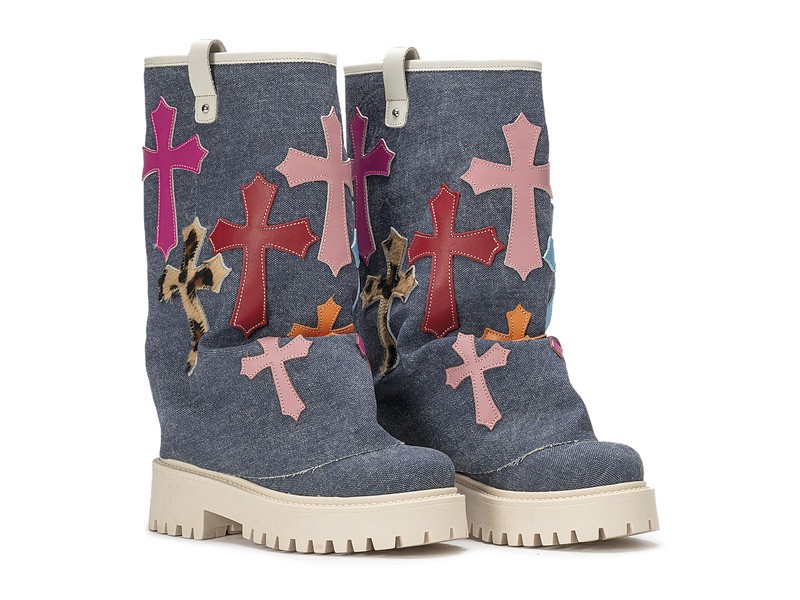 They are taking Europe by storm! The slouchy boots boom