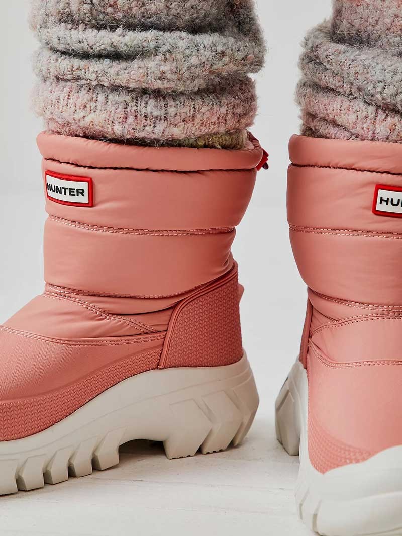 Las botas de nieve HUNTER también irrumpen  en la moda urbana