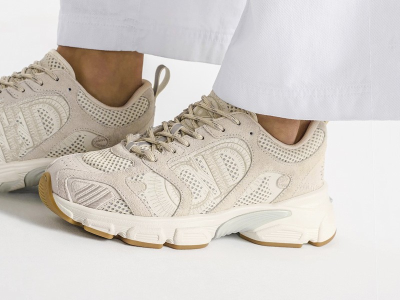 Chunky sneakers