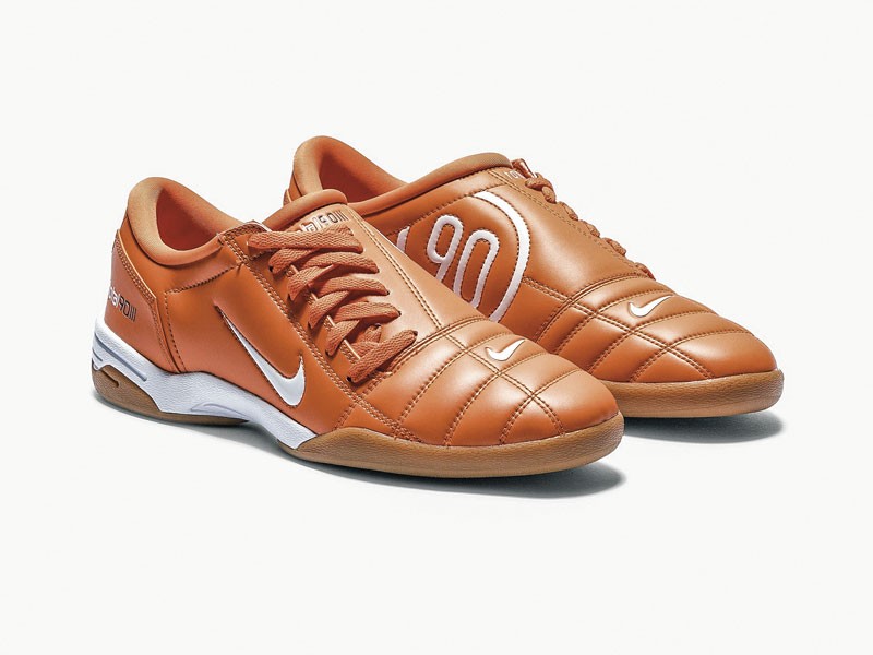 Urban sports sneakers: Updated vintage