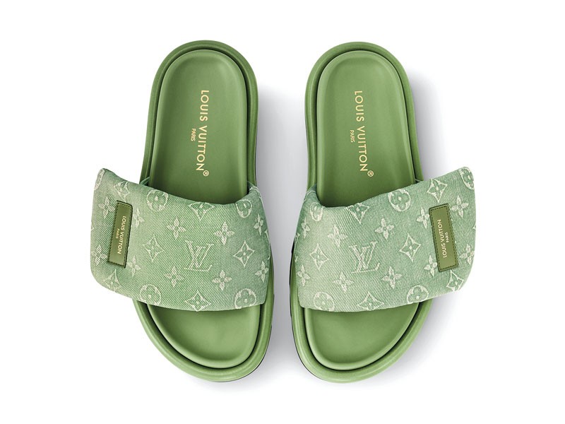 Flat Slides / Sandals