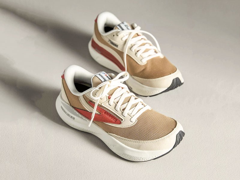 Chunky sneakers