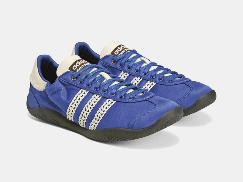 SNEAKERS RETRO FUTSAL MUJER TENDENCIA OTOÑO INVIERNO 2026 CALZADO SERMA156 wales-bonner-x-adidas-blue-wb-ka-(1).jpg Calzado tipo futsal retro en clave sneakers urbana