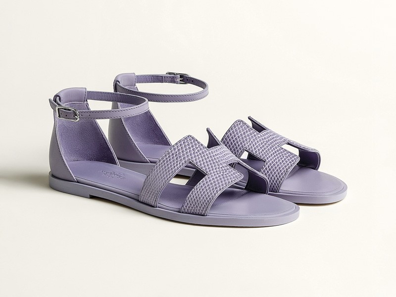 CUERO MUJER CALZADO TENDENCIA PRIMAVERA VERNAO 2026 2027 SERMA167santorini-sandal-52285Z-VY-front-wm-1-0-0000000-q99_g.jpg Leathers emphasize textures, color and woven surfaces