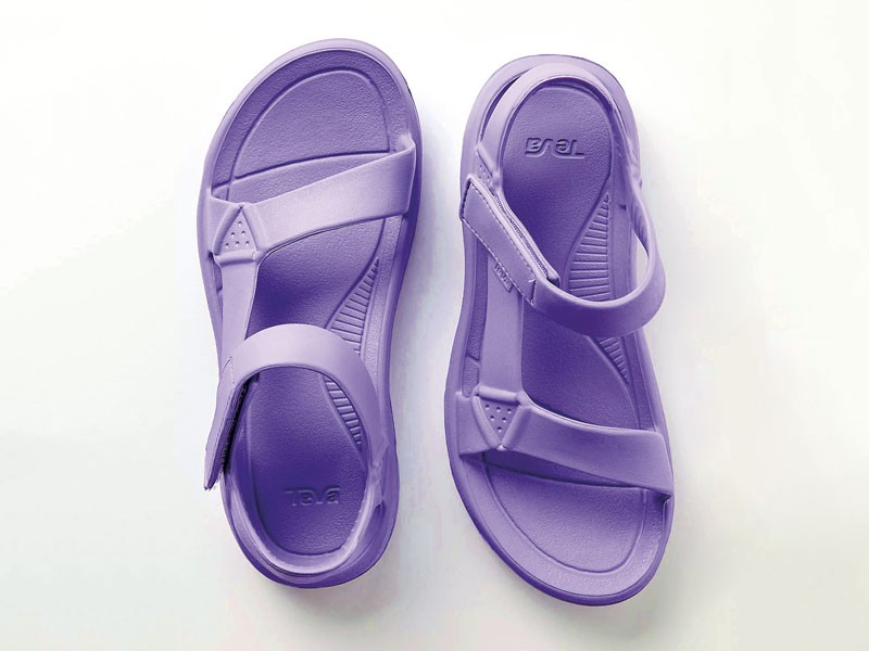 Flat Slides / Sandals