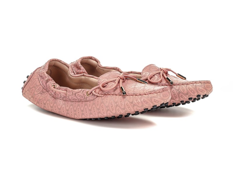 Moccasins: In constant renewal