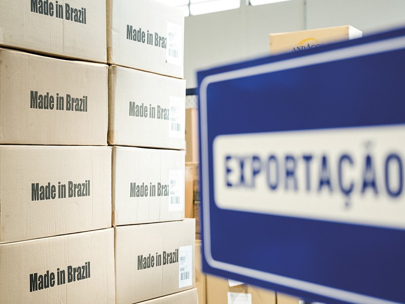 En los primeros 8 meses de 2025, las importaciones de calzados brasileños crecieron más del 37% en volumen, respecto al mismo periodo del año anterior.