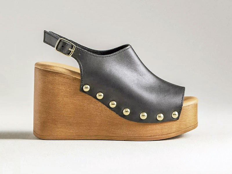 Clogs