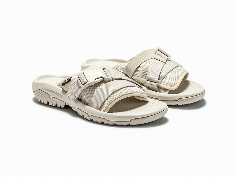 Chanclas / Sandalias bajas