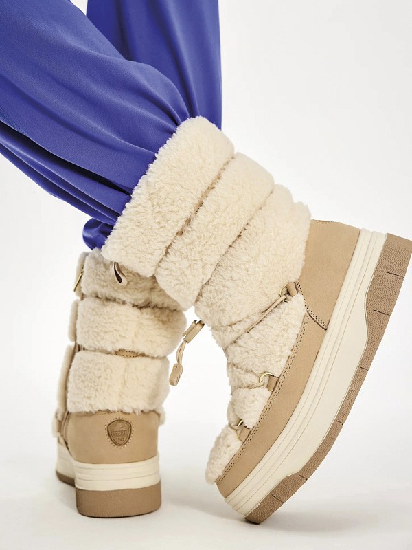 Snow and après-ski boots with technical insulation