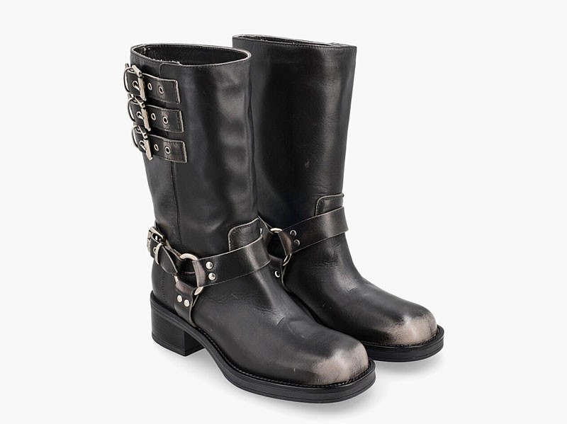 TENDENCIAS OTOÑO INVIERNO 2026 MUJER BOTAS BIRKEN CALZADO SERMA FOTO-8.jpg BIKER BOOTS in the pole position of the winter