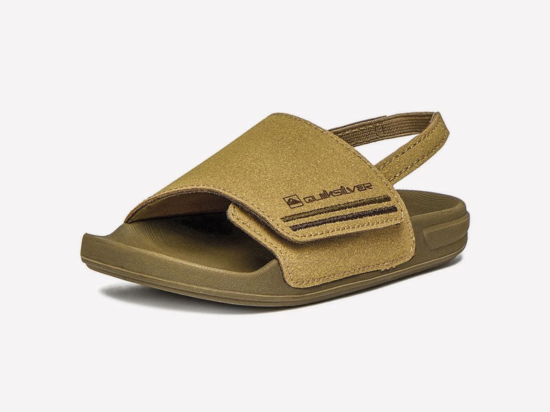 Kids’ sandals segment the assortment through closures and color