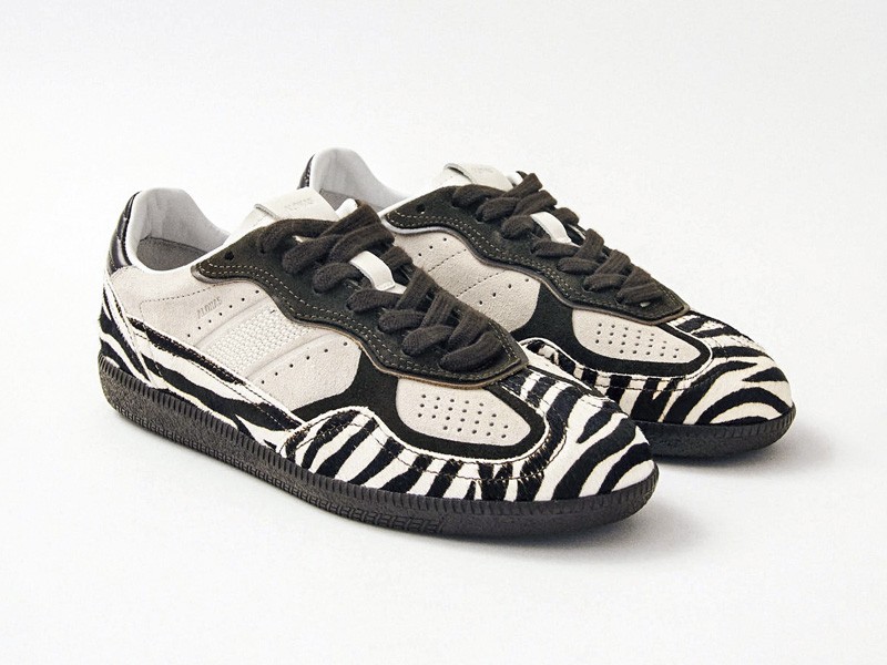Animal-print sneakers with graphic uppers and contrast details