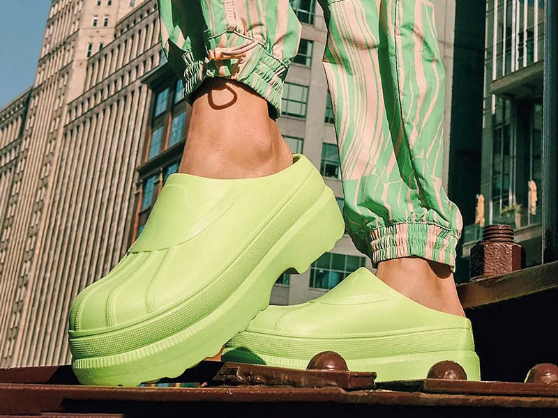 Injected clogs