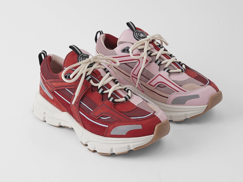 Urban sports sneakers