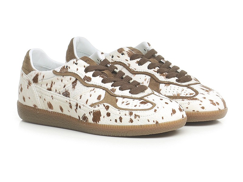 Animal-print sneakers with graphic uppers and contrast details