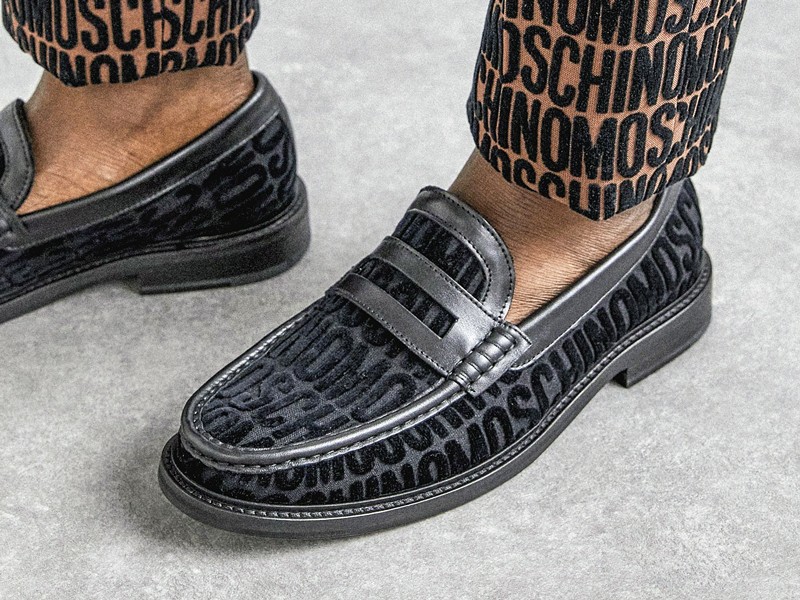 Casual moccasins: Materials and soles to renew models