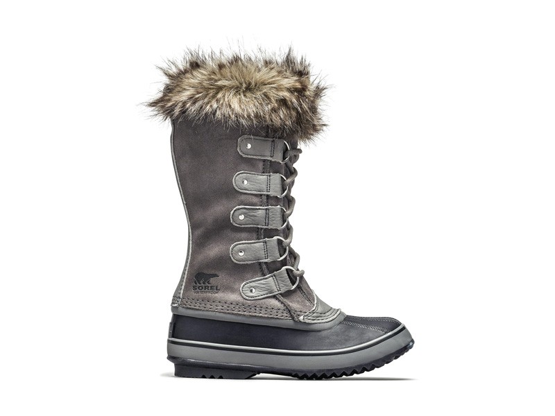 Snow and après-ski boots with technical insulation