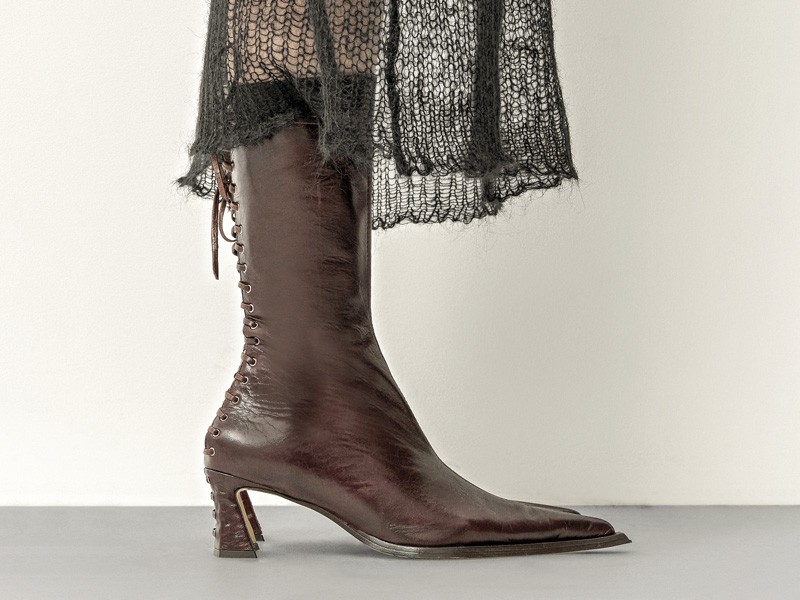 Chocolate emerges as a defining color trend in footwear