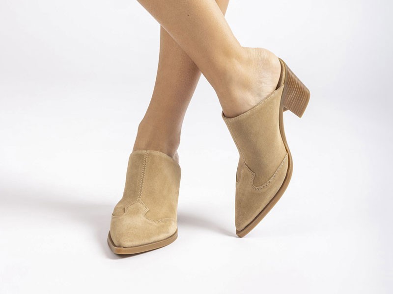 Cowboy mules: Will they be the favorite choice for next summer?