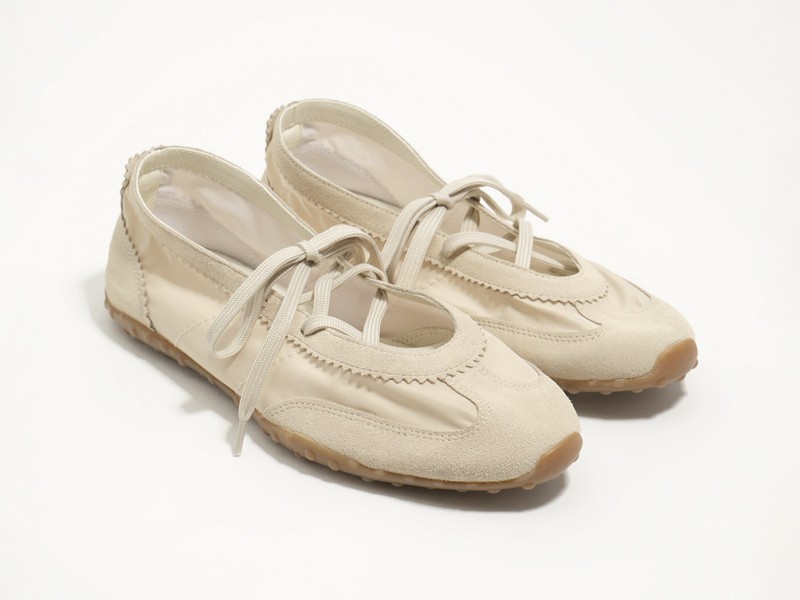 Fastening systems diversify women's sneakerinas