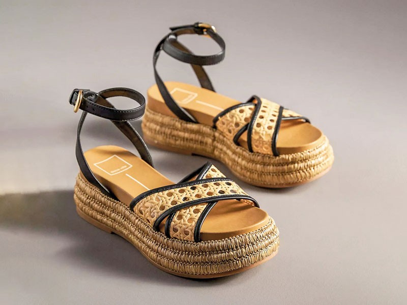 Platform sandals
