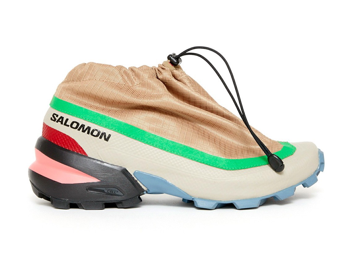 ¡Último lanzamiento de MAISON MARGIELA y SALOMON! Las sneakers polainas MM6