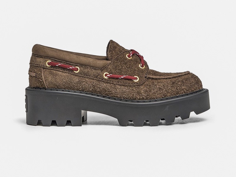 Náuticos suman suela track y lecturas utilitarias