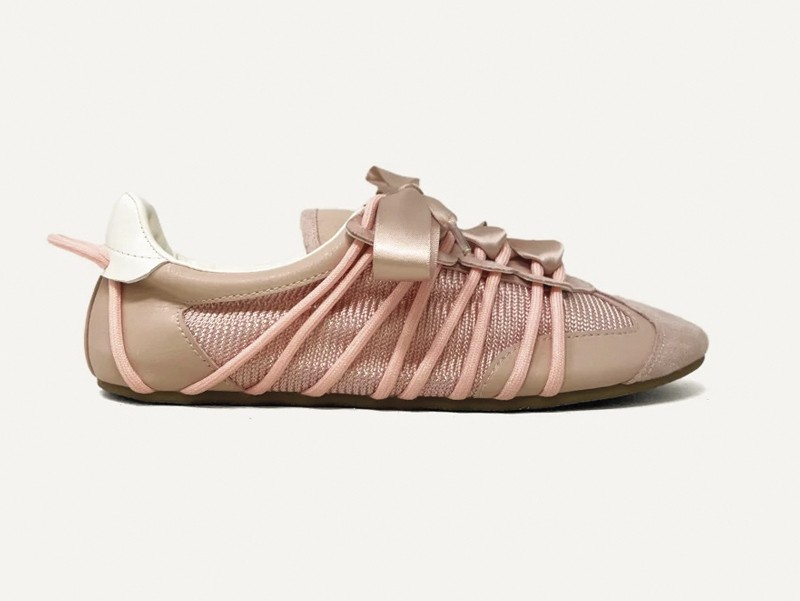 Fastening systems diversify women's sneakerinas