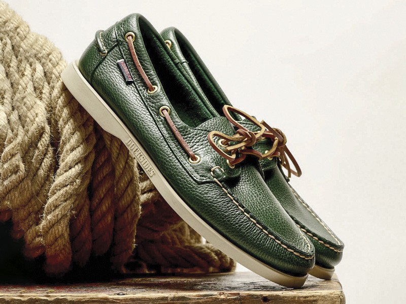 MOCASINES NAUTICOS CALZADO TENDENCIA PRIMAVERA VERNAO 2026 2027 SERMA 15772e582fb-e70b-4269-964e-b059e5251663.jpg Men’s nautical shoes combine moc stitching and neutral soles