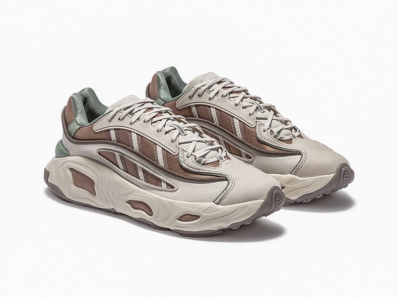 Urban sports sneakers