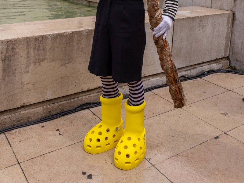 The extravagant CROCS boots for Astro Boy fans