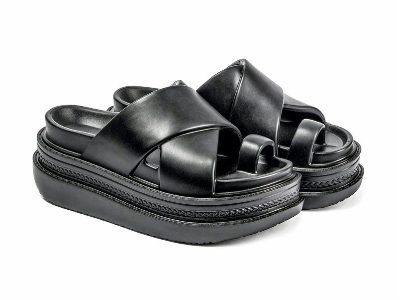 Platform sandals