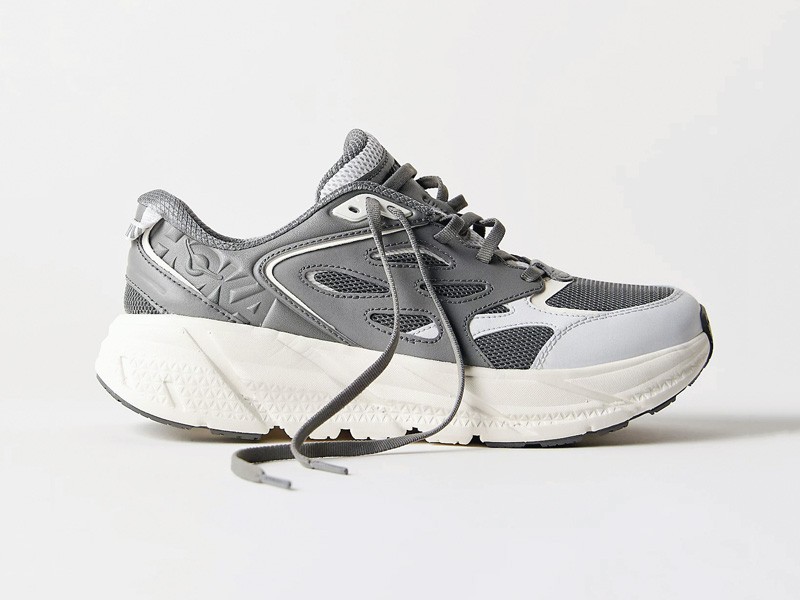 Chunky sneakers