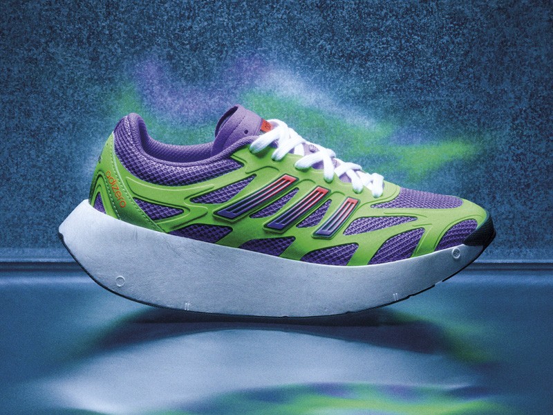 Performance sports sneakers