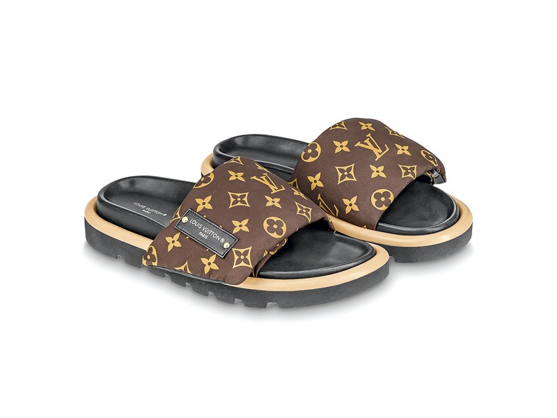 Flat slides / sandals