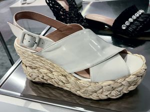 CALZADO-ZAPATO-MUJER-PLATAFORMAS-ACORDONADOS-PRIMAVERA-VERANO-FOOTWEAR-SHOES-WOMAN-SPRING-SUMMER-SERMA-IMG_3067.jpg