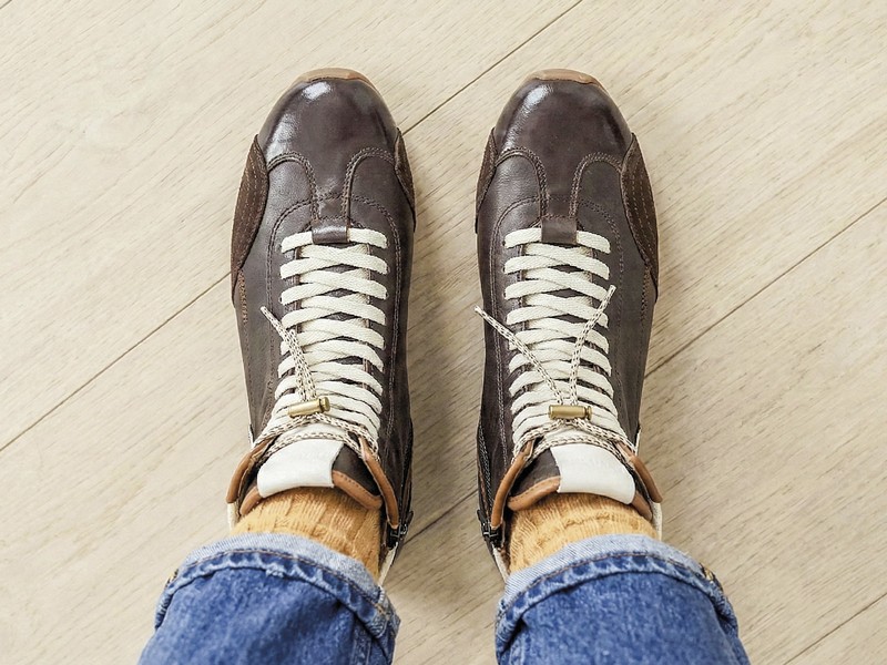 Urban boxing boots with tall shafts and statement lacing