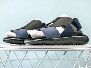 CALZADO-ZAPATO-MUJER-SANDALIAS-BAJAS-FOOTWEAR-SHOES-WOMAN-SANDALS-SERMA-sale-Y-3-Yohji-Yamamoto-X-Adidas-slide-Sandal-Black-Blue.jpg