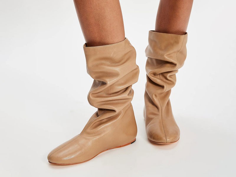 TENDENCIAS OTOÑO INVIERNO 2026 MUJER BOTAS SLOUCHY CALZADO SERMA FOTO-3.jpg SLOUCHY BOOTS: The wrinkled craze that will dominate Winter