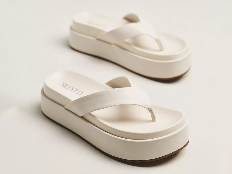 Strap routes diversify women’s flip-flops