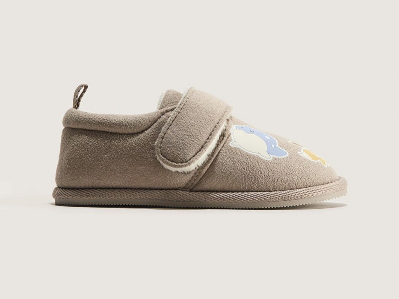 Los cozy shoes amplían la oferta de pantuflas infantiles