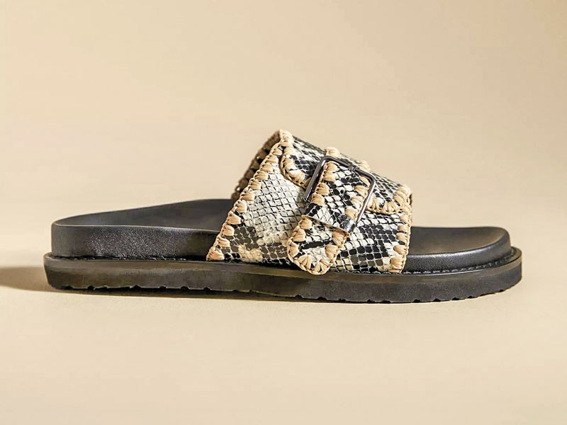 Flat Slides / Sandals