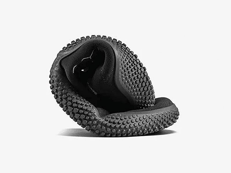 Calzado barefoot amplía el confort masculino con líneas bajas